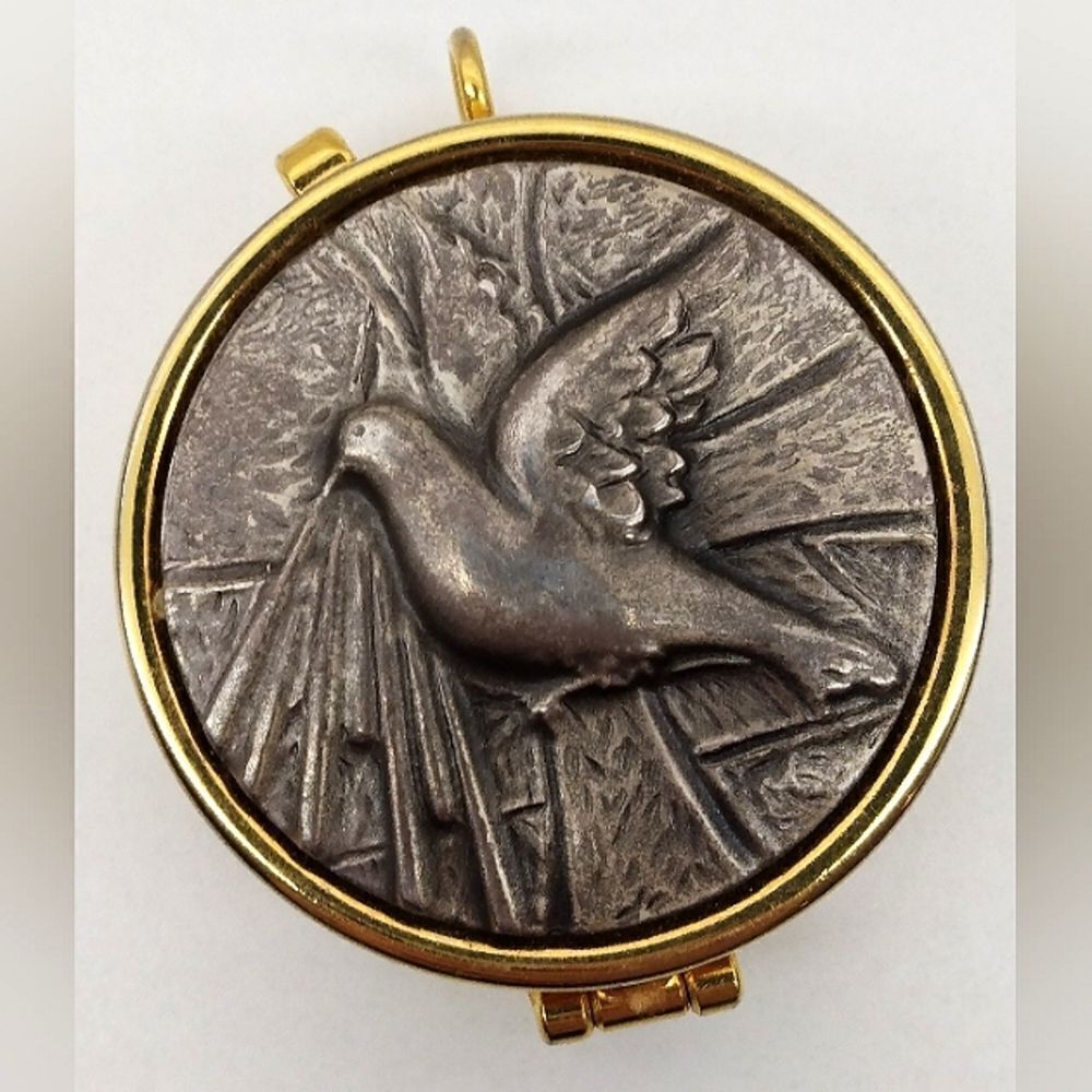 Pyx Holy Communion Brass Pewter Peace Dove - Picture 12 of 13